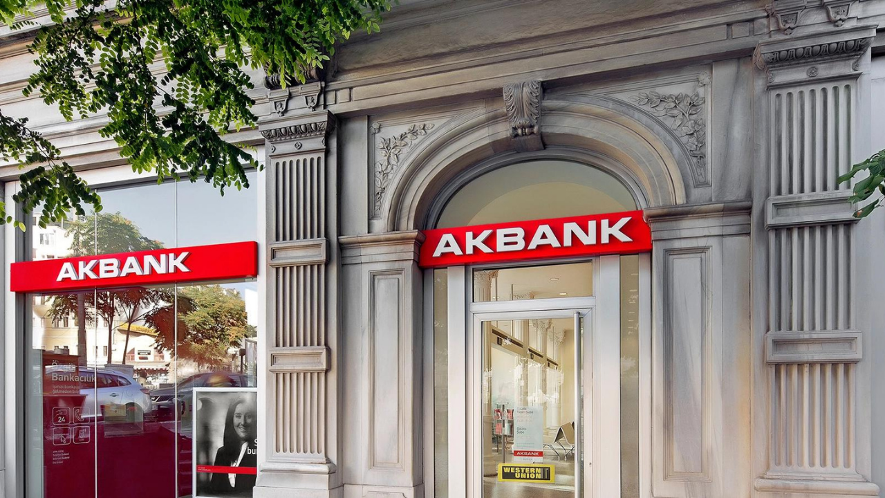 Akbank Duyurdu: Başvuran Herkese Bin TL ile 7 Bin 500 TL Aralığında Faizsiz İhtiyaç Kredisi Hizmeti Sunulacak!